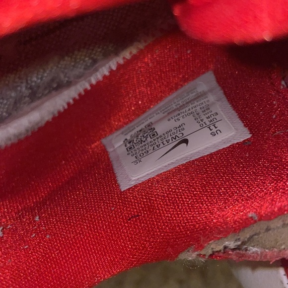 Kyrie 3 Red - Picture 4 of 4